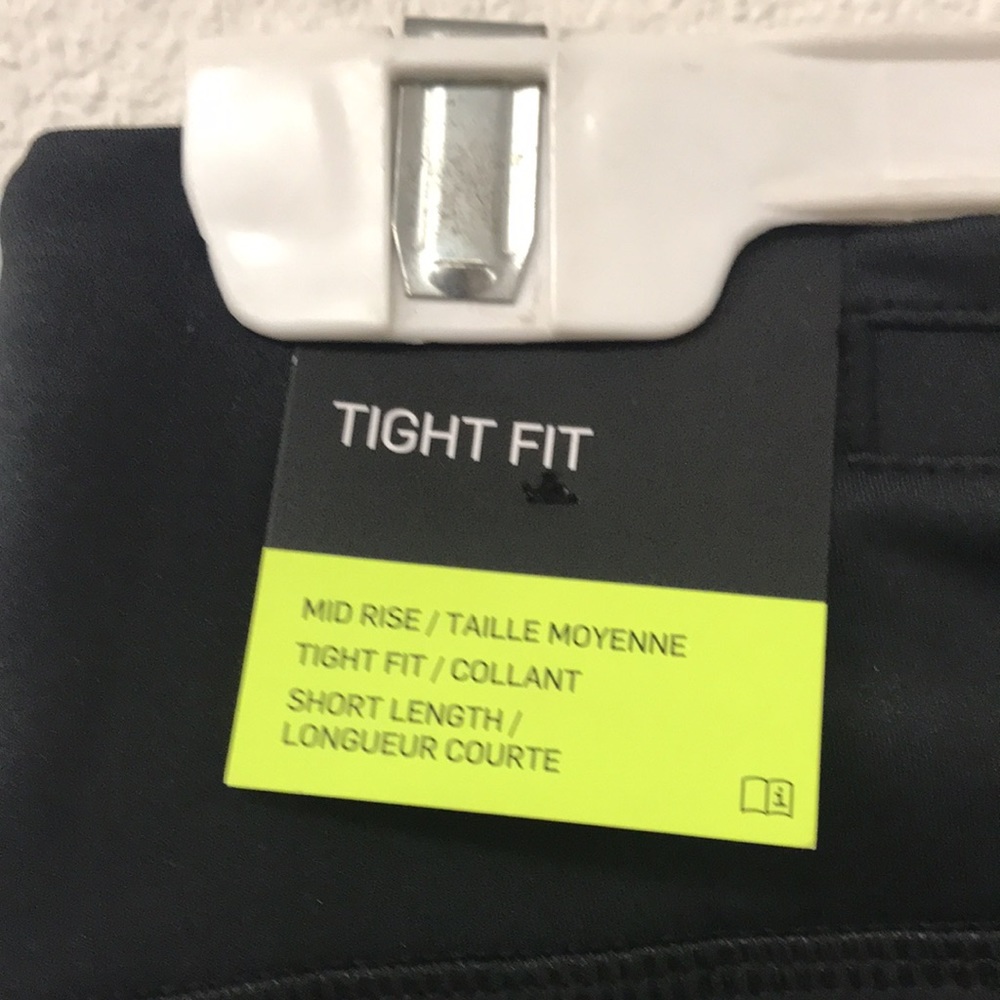 Nike Women’s Fast Running Shorts - Picture 7 of 8